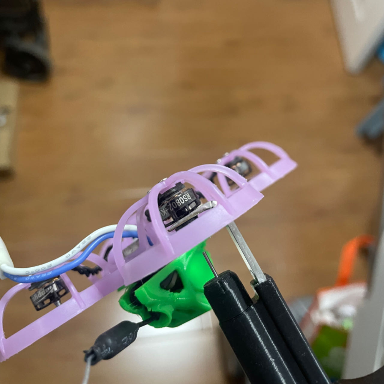 Extrator de Hélices DT Tinywho - Drone Racing Gate avaliação e preço
